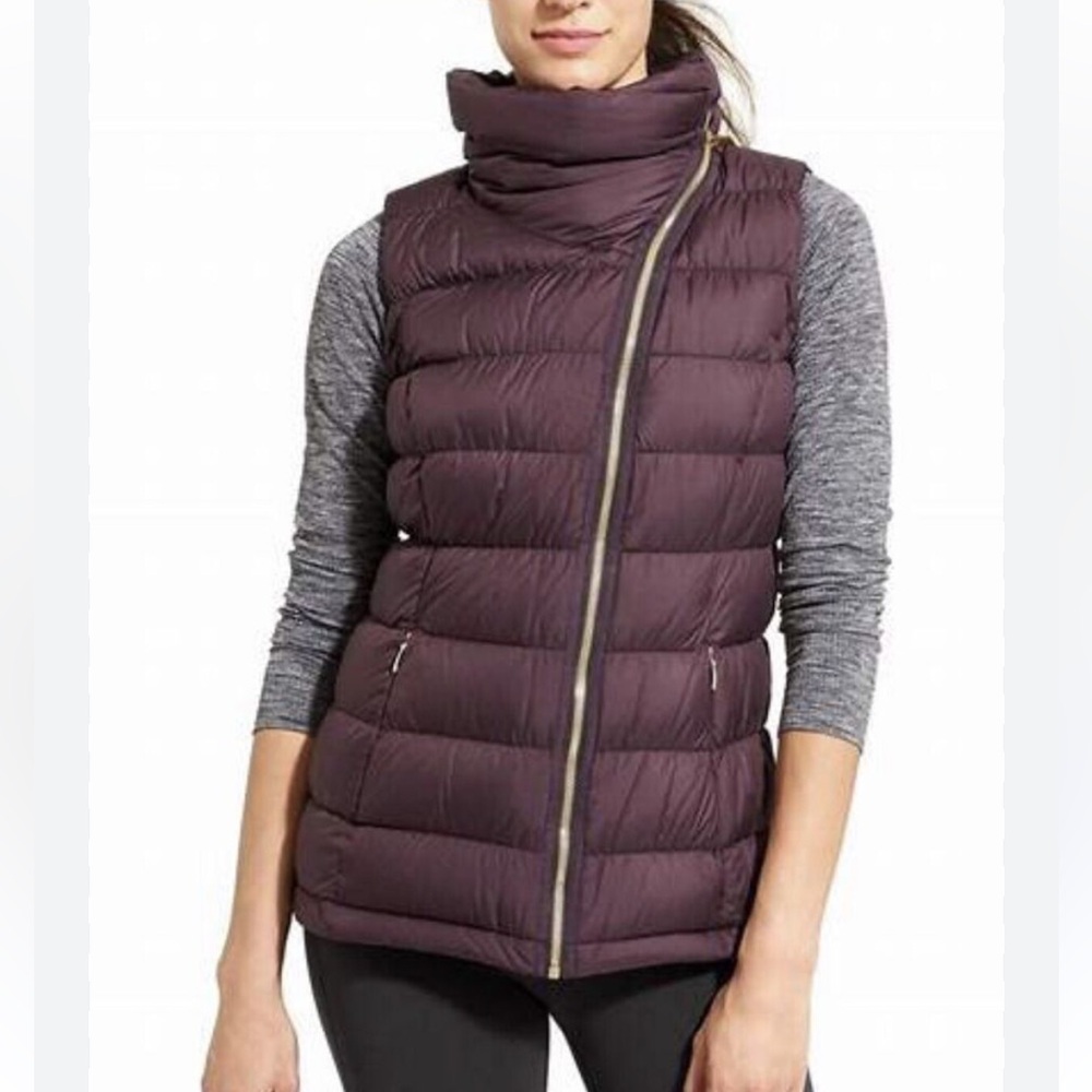 Athleta Puffer Vest